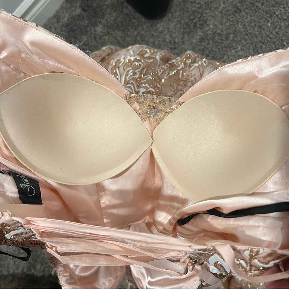 J'ADORE EVENING Blush Pink, White, Gold Evening Grad Prom Dress Floral Size 6 - Picture 12 of 16
